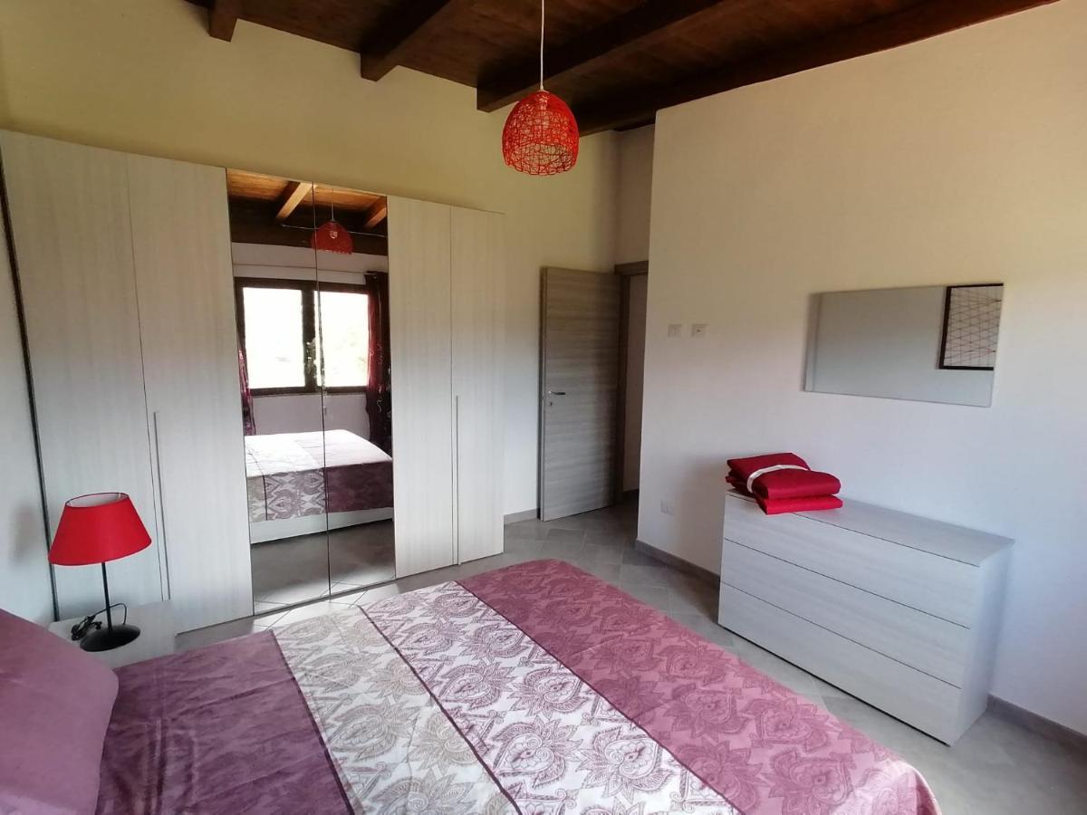 Agriturismo Vigna De' Luceri Loceri Extérieur photo